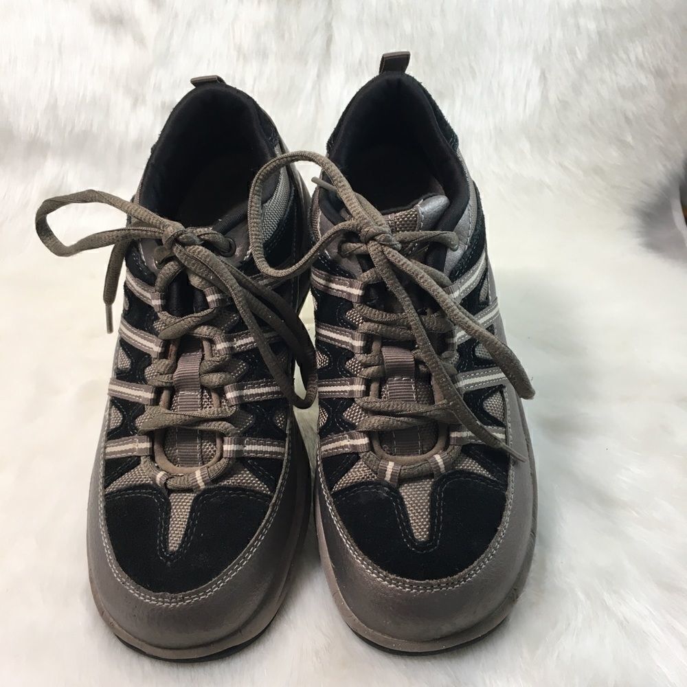 Easy Spirit JumpStarts Metallic & Black Suede Rocker Leather Lace- up Sneaker 6